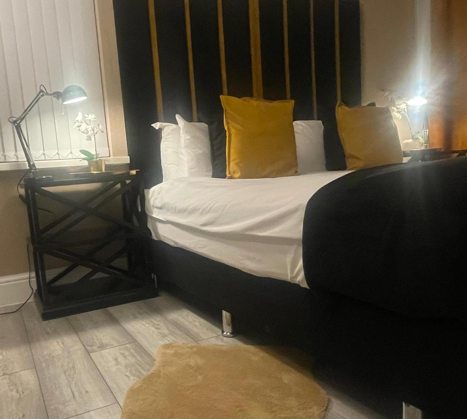 *Luxury 9Ine Lush Jacuzzi Apartment & Balcony* Birmingham Kültér fotó